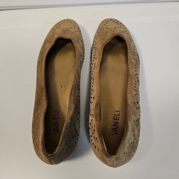 🌹Vaneli Studded Flats sz 8.5 Narrow - Picture 6 of 8